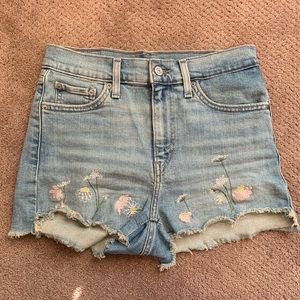 Levi’s shorts